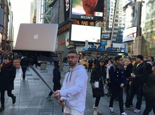 HDI板厂资讯：画面太美！MacBook自拍杆你敢用吗？