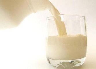 线路板厂：空腹不能喝牛奶？真正不能空腹吃的东西被你忽略了