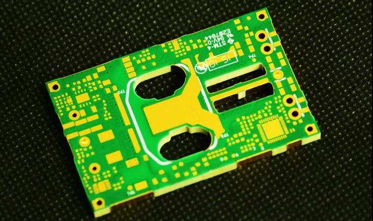 【技术共享】深度剖析印制线路板蚀刻的作用、制作及其原理！